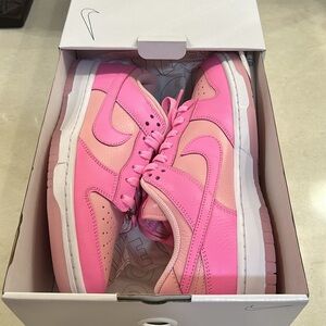Nike Dunk Low Unlocked by You (Custom Shoes)